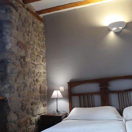 Hotel Casa Barria Pradoluengo Esterno foto