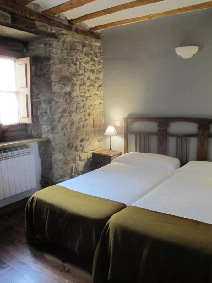 Hotel Casa Barria Pradoluengo Esterno foto